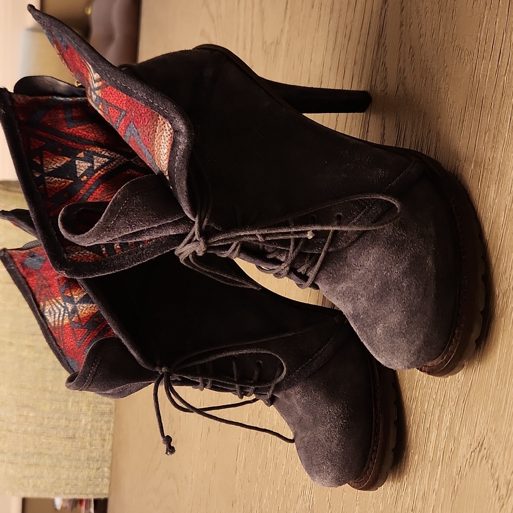Elizabeth and James navy suede heeled boots